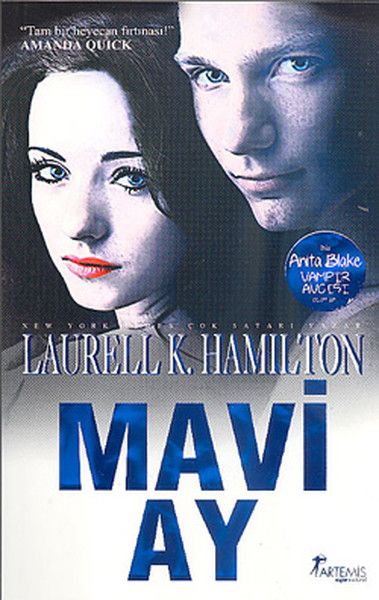 Mavi Ay - Laurell K. Hamilton kitap kapağı